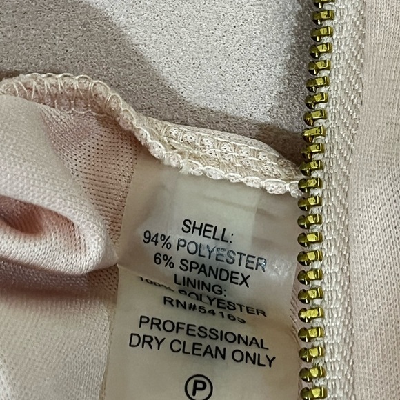 Calvin Klein Blush Bell Sleeve Dress Size 10⭐️Host Pick⭐️‼️ - Picture 6 of 7